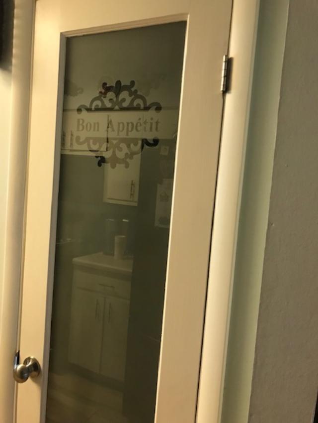 HOME DIY x CRICUT FRONT DOOR FROSTED GLASS 